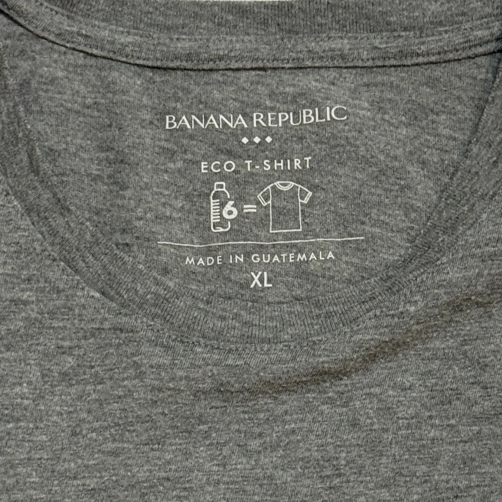 🌉Banana Republic Bridge Graphic Tee